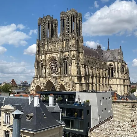 Duplex Hammam Au Pied De La Cathedrale Avec Vue Lejlighed *