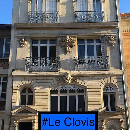 Duplex Hammam Au Pied De La Cathedrale Avec Vue Apartment Reims
