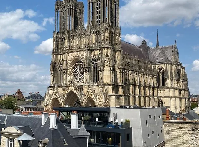 Duplex Hammam Au Pied De La Cathedrale Avec Vue Apartament *