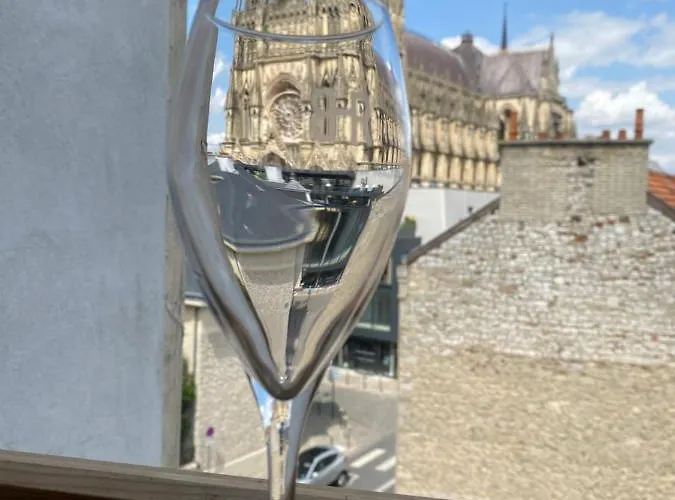 Duplex Hammam Au Pied De La Cathedrale Avec Vue * Reims